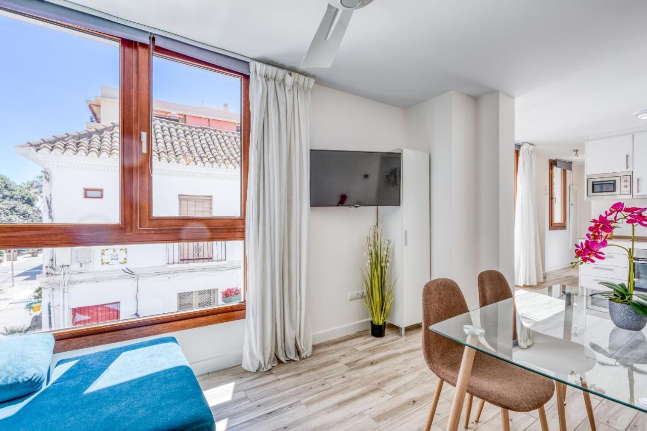 Hanami Estepona Centro 1B Appartement Buitenkant foto